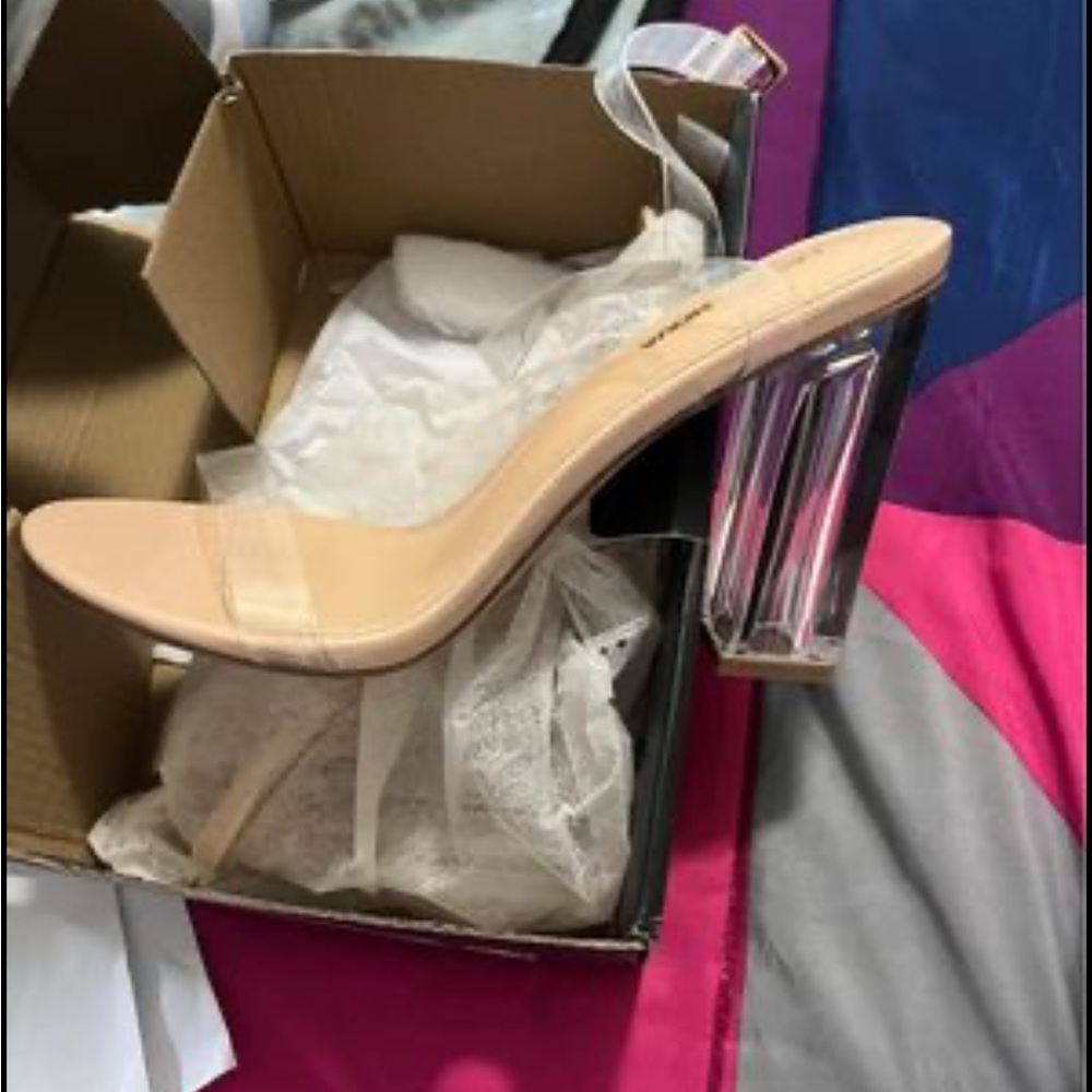 Women’s Clear Heels
